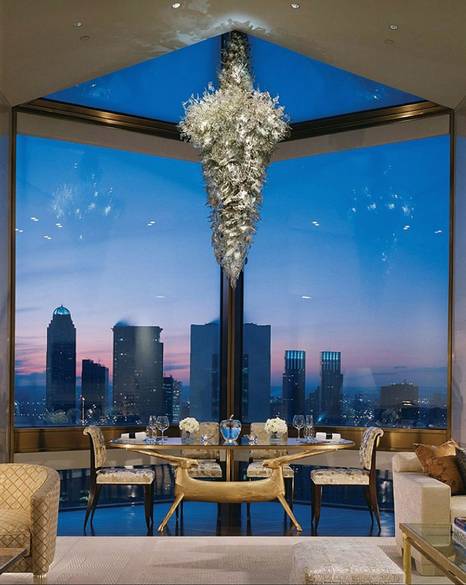 Ty+Warner+penthouse+dinner+view