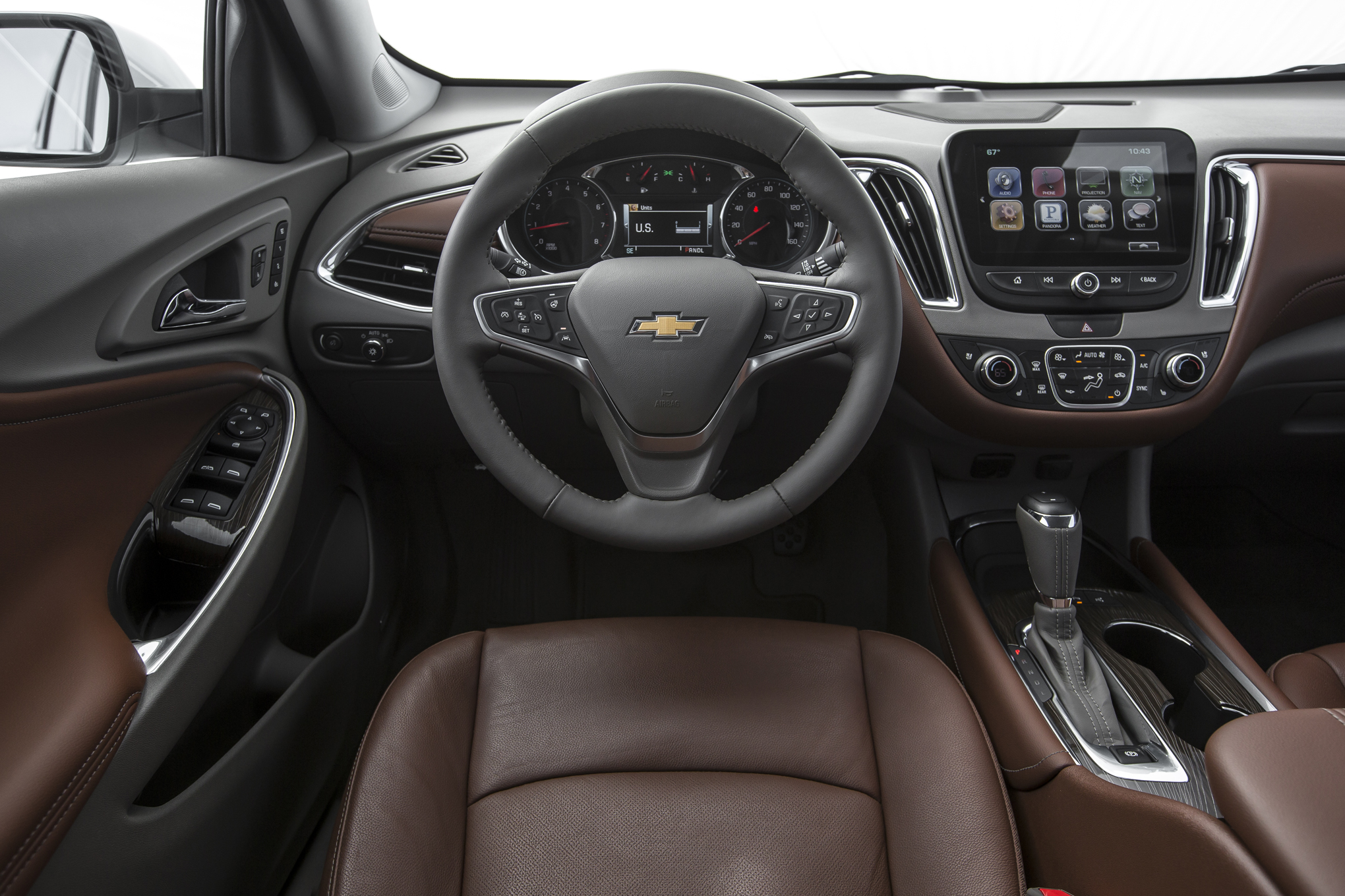 2016-Chevrolet-Malibu-20T-Premier-cockpit