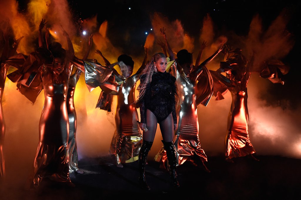 Beyonce-Performance-Pictures-2016-MTV-Video-Music-Awards (4)