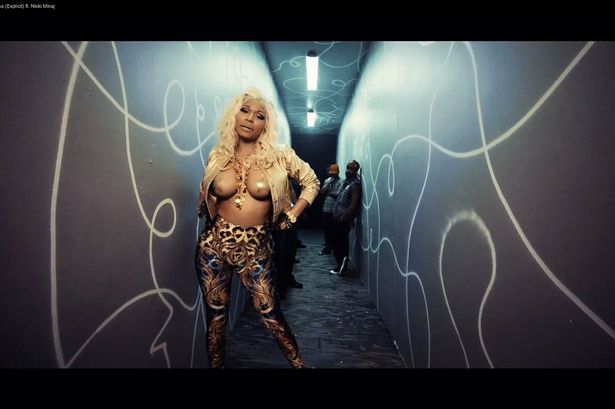 Nicki Minaj Goes Topless In New Video Freaks Watch It Here
