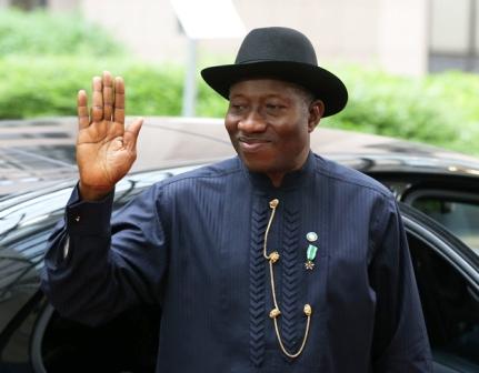 epa04150580 Nigeria's President Goodluck Ebele Jonathan arrives at the fourth EU-Africa Summit of Heads of States at the European council headquarters in Brussels, Belgium, 02 April 2014. Discussions at the summit will focus on the theme 'Investing in People, Prosperity and Peace'. Topics will include education and training, women and youth, legal and illegal migrant flows between both continents, ways to stimulate growth and to create jobs, investing in peace and in ways to enhance EU support for African capacities in managing security in the continent.  EPA/JULIEN WARNAND