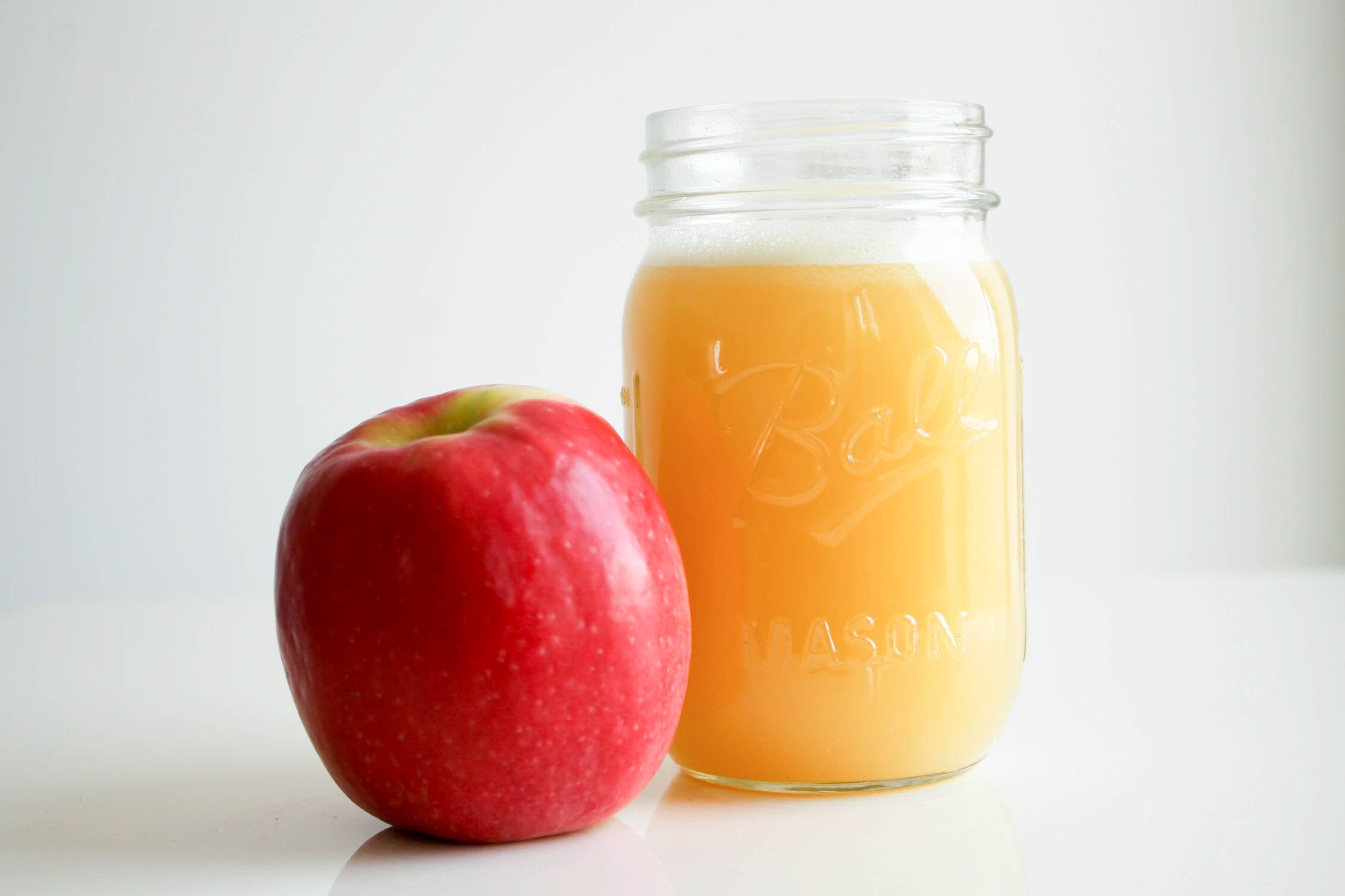 Raw-Manuka-Honey-Apple-Juice-01