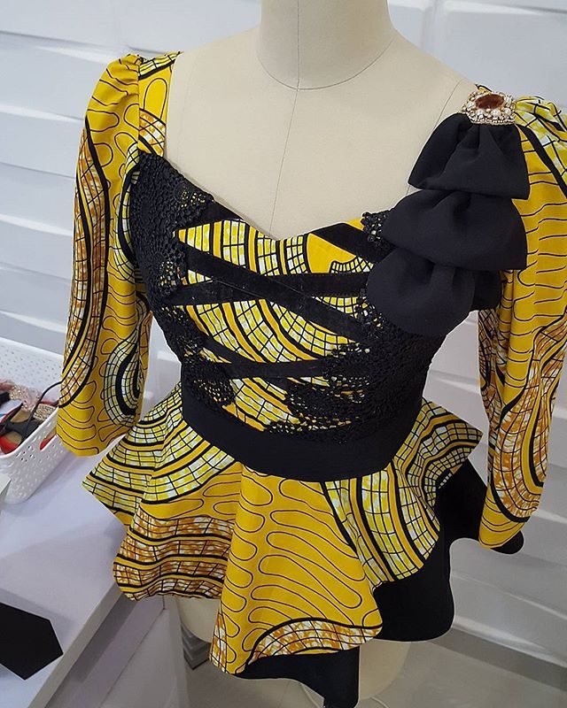 Ladies, these 10 Ankara Outfits from Fashion Designer