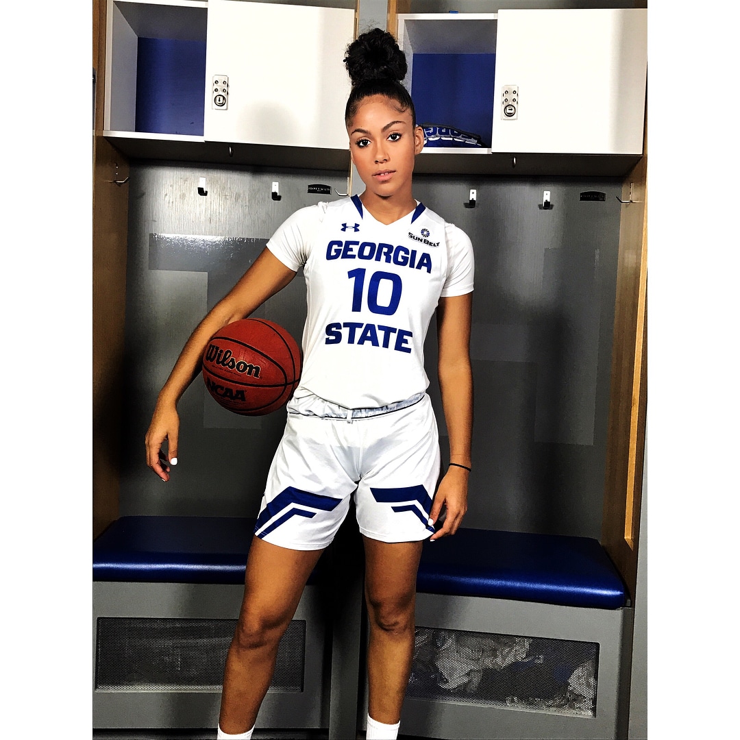 Photos: Hottest female basketball player in college sports