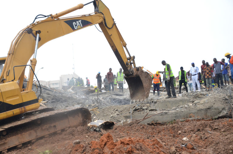 Pic.18.-Scene-of-building-collapse-at-Jabi-in-Abuja-768x509
