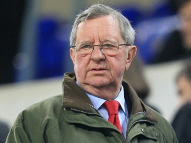 Former-Arsenal-chairman-Peter-Hill-Wood