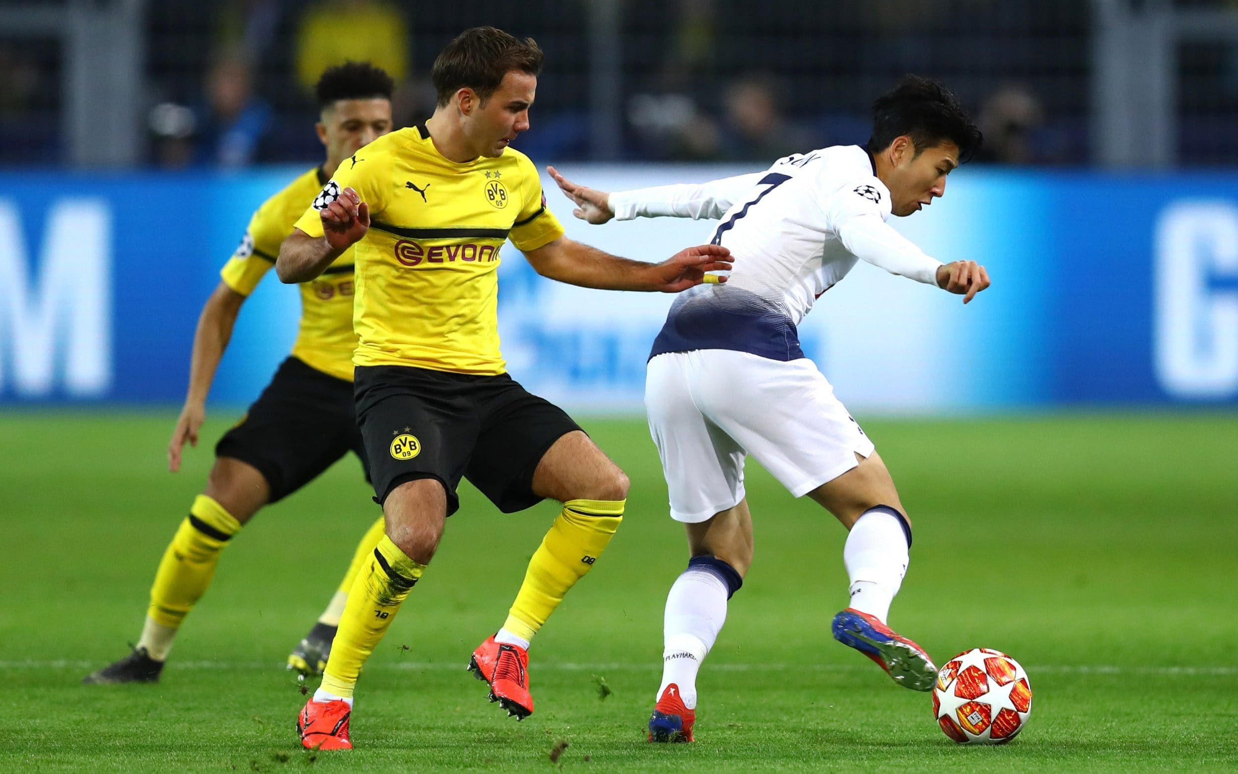 Borussia Dortmund vs Tottenham - UEFA Champions League
