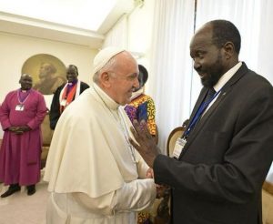83-year-old Pope Francis kneels down to kiss feet of Sudanese politicians (photos)