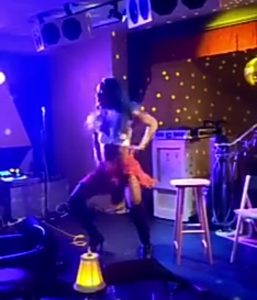 Audience screams as Bisi Alimi twerks up a storm in complete female outfit (video)