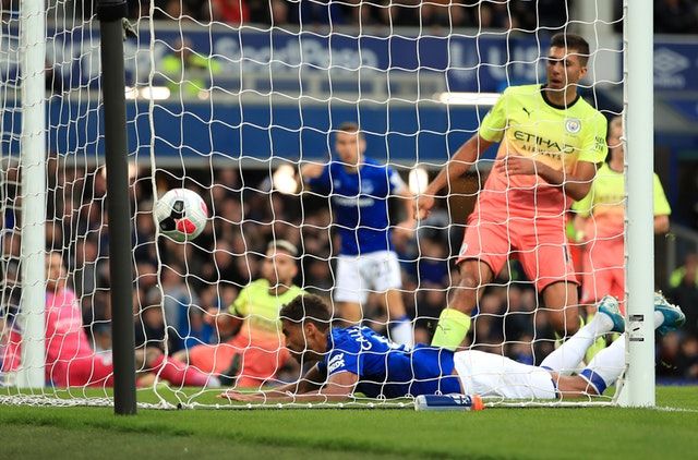 Jesus, Sterling, Mahrez on target as Man City subdues Everton