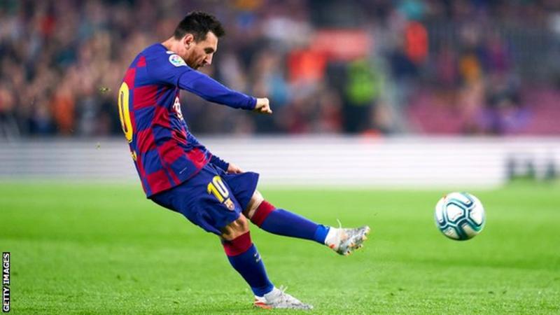 Messi score 50th freekick