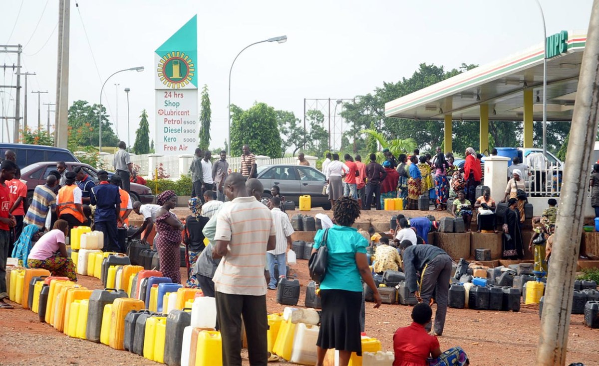 Fuel queue - Kaduna - IPMAN