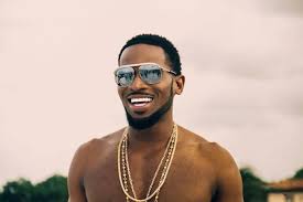 D'banj fans go Gaga as he performes with lady