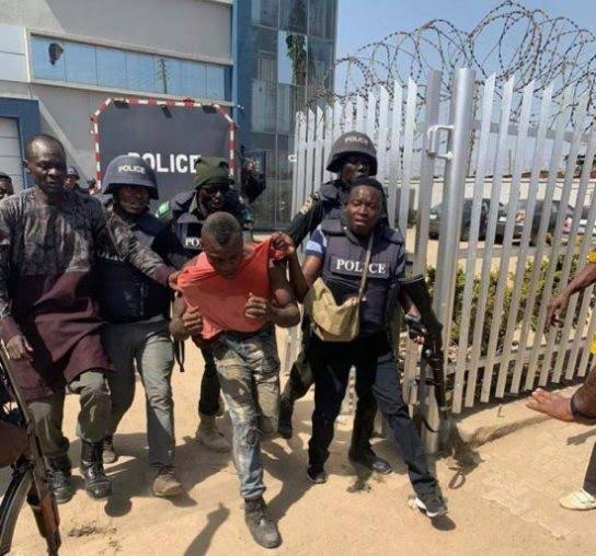 Abuja Bank Robbery: Robbers Expose Employees As Informants