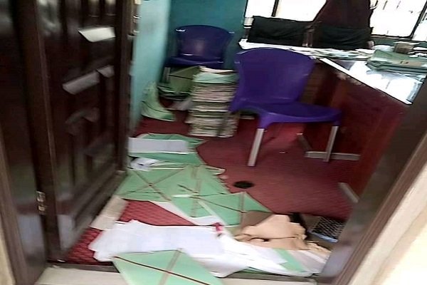 SHOCKING! FMC Lokoja Attacked as Gunmen cart away Hospital Records, Computers