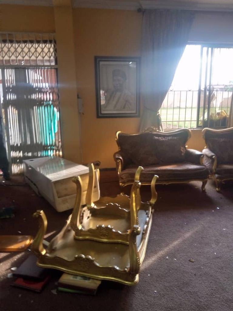 Soun of Ogbomoso damaged properties in palace attack