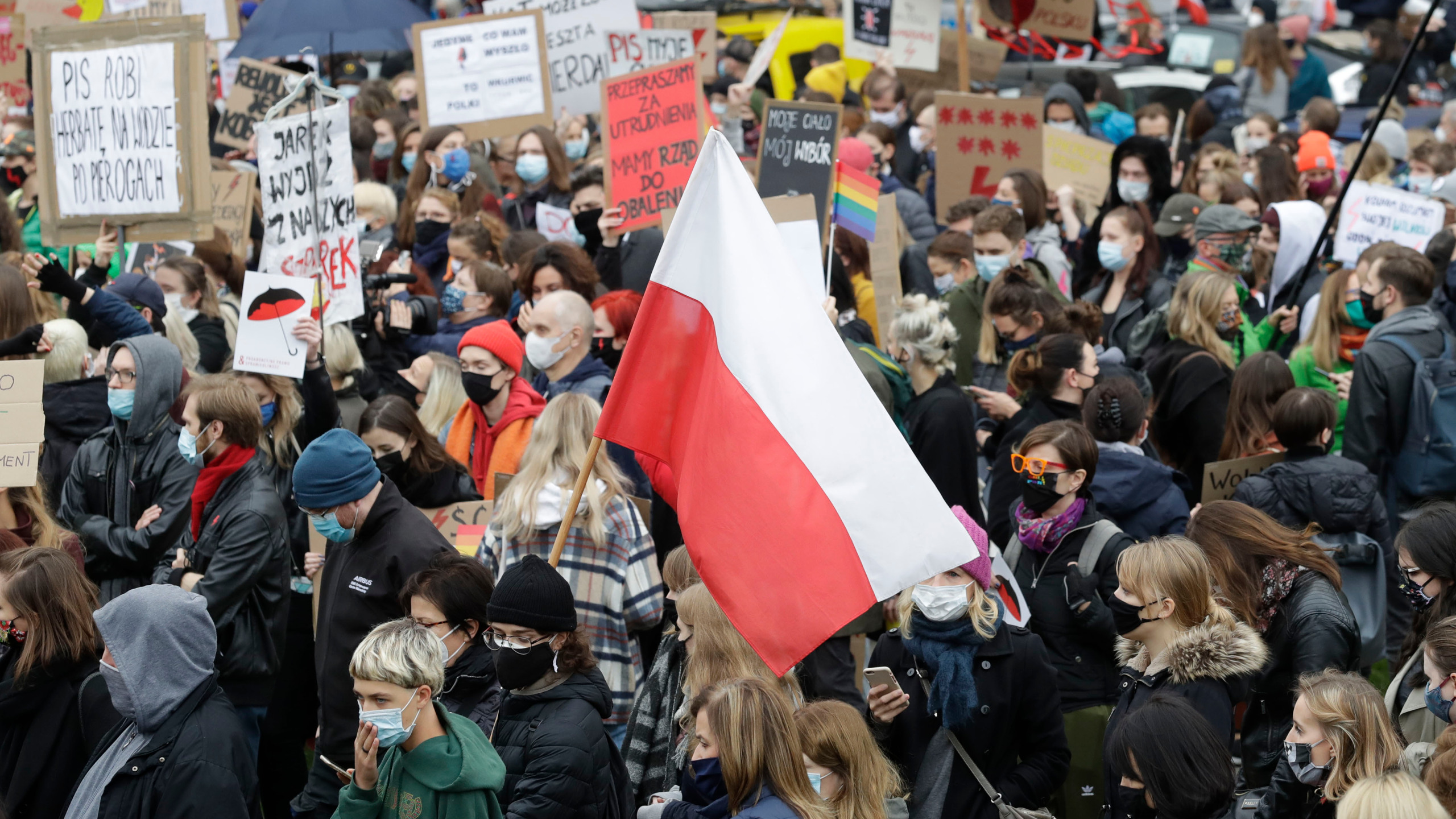 20 People Detained After Abortion Law Protest in Warsaw