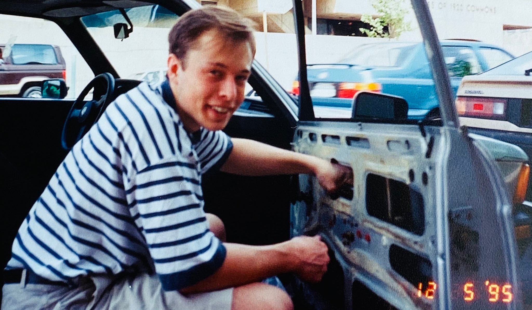 Elon Musk - 1995 photo