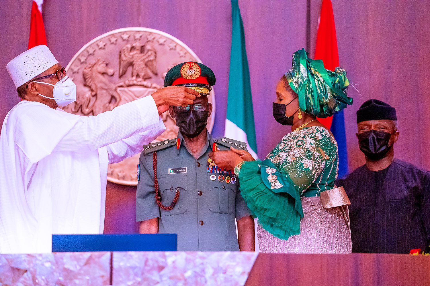 Buhari - new service chiefs