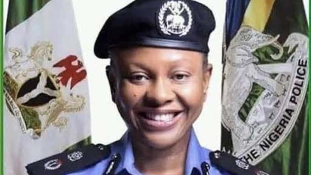  Omolola Olajide - policewoman dismissed - pregnant