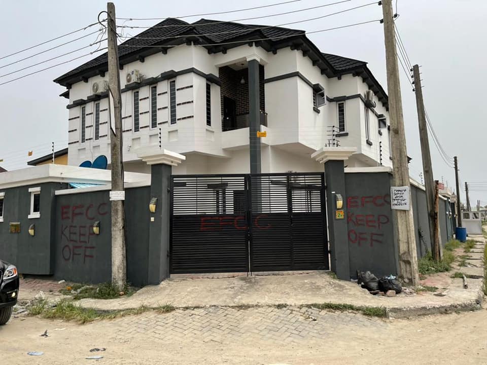 House 2B, Bamidele Majiyagbe Street, Southern View, Chevy View, Lekki, Lagos