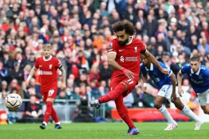 Mo Salah Seals Liverpool Win Over 10-man Everton At Anfield