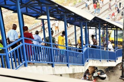 Government Dislodge Miscreants, Beggars Occupying Pedestrian Bridges